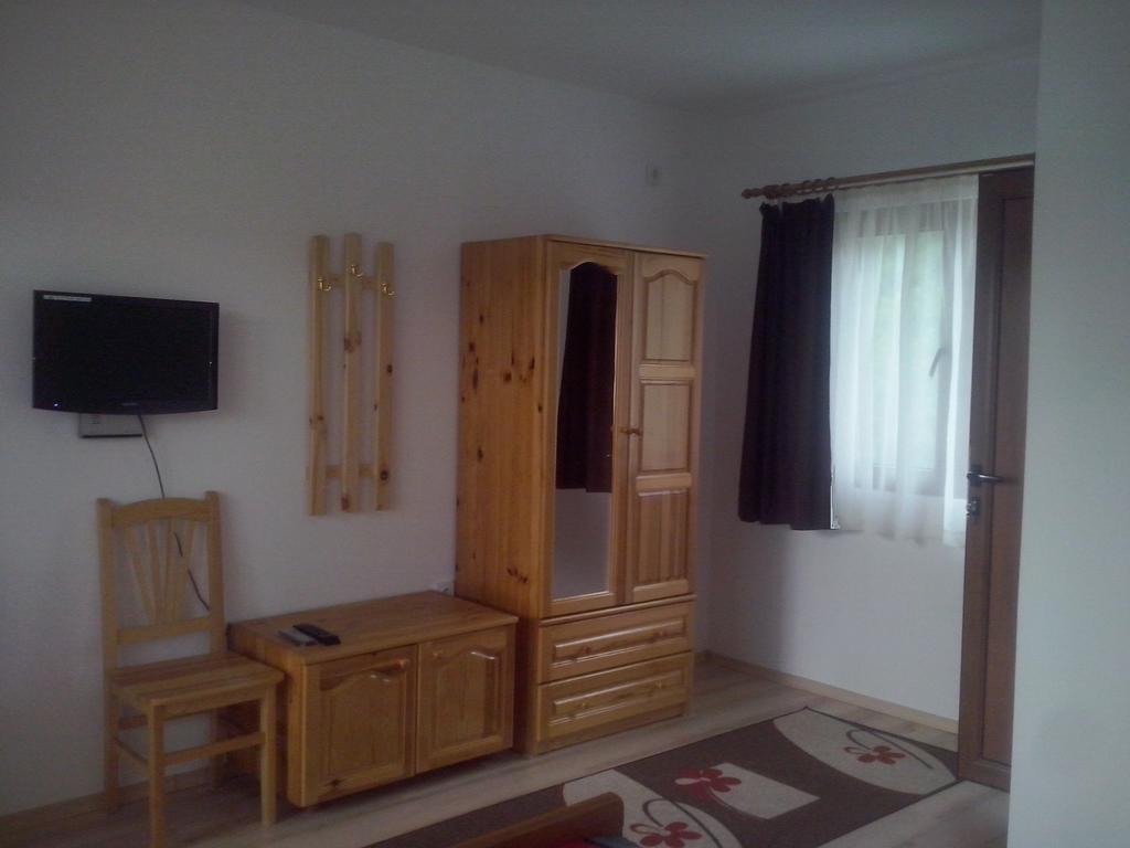 Guest House Friends Emen Habitación foto