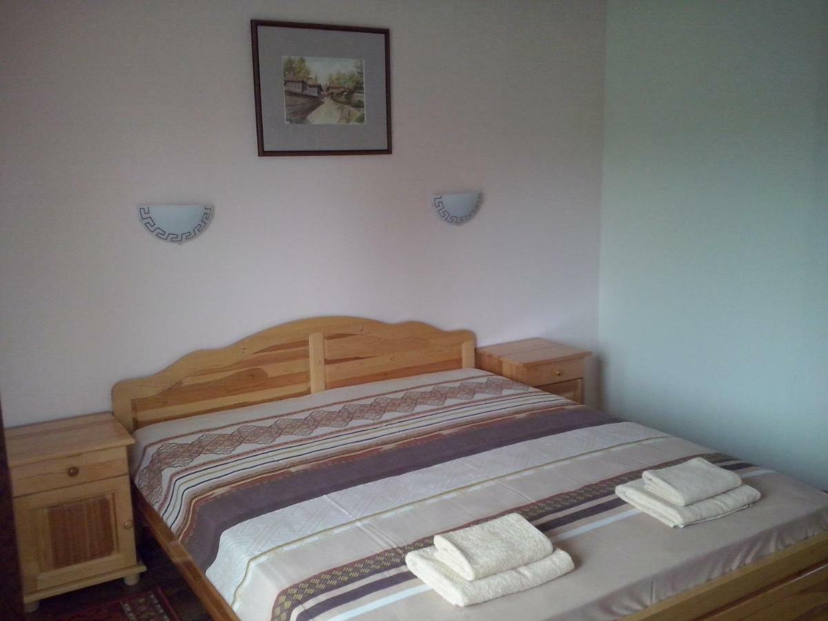 Guest House Friends Emen Exterior foto