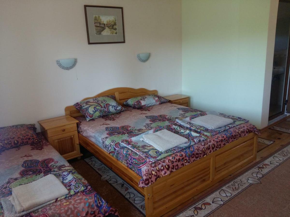 Guest House Friends Emen Exterior foto