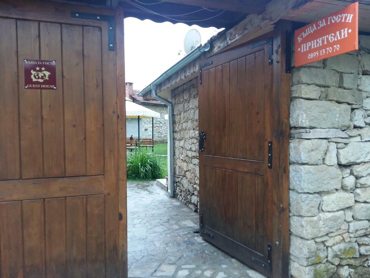Guest House Friends Emen Exterior foto